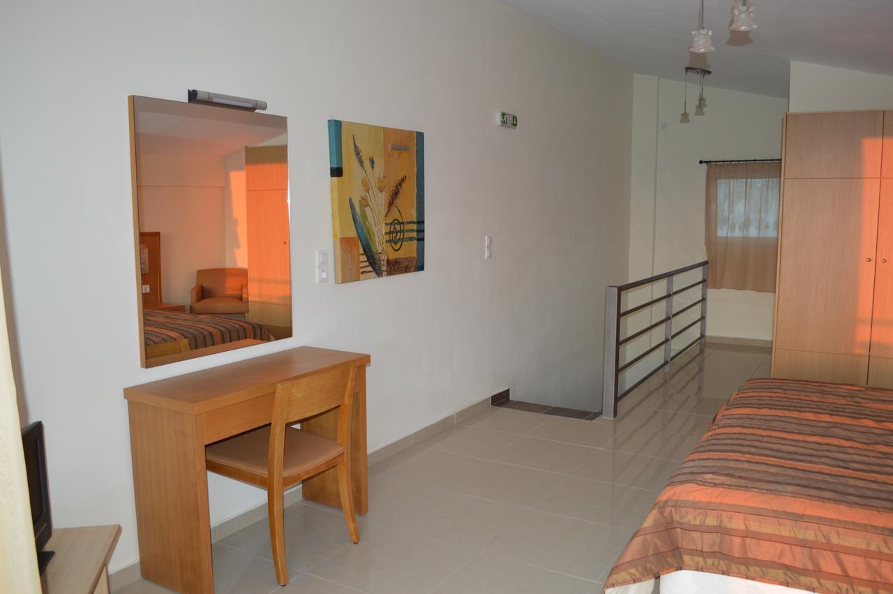 Alex House Aparthotel ซาคาโร ภายนอก รูปภาพ