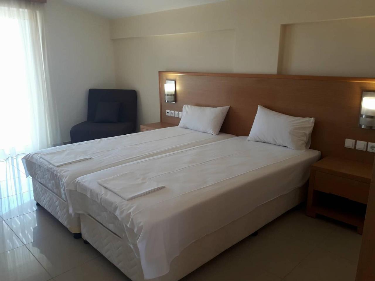 Alex House Aparthotel ซาคาโร ภายนอก รูปภาพ