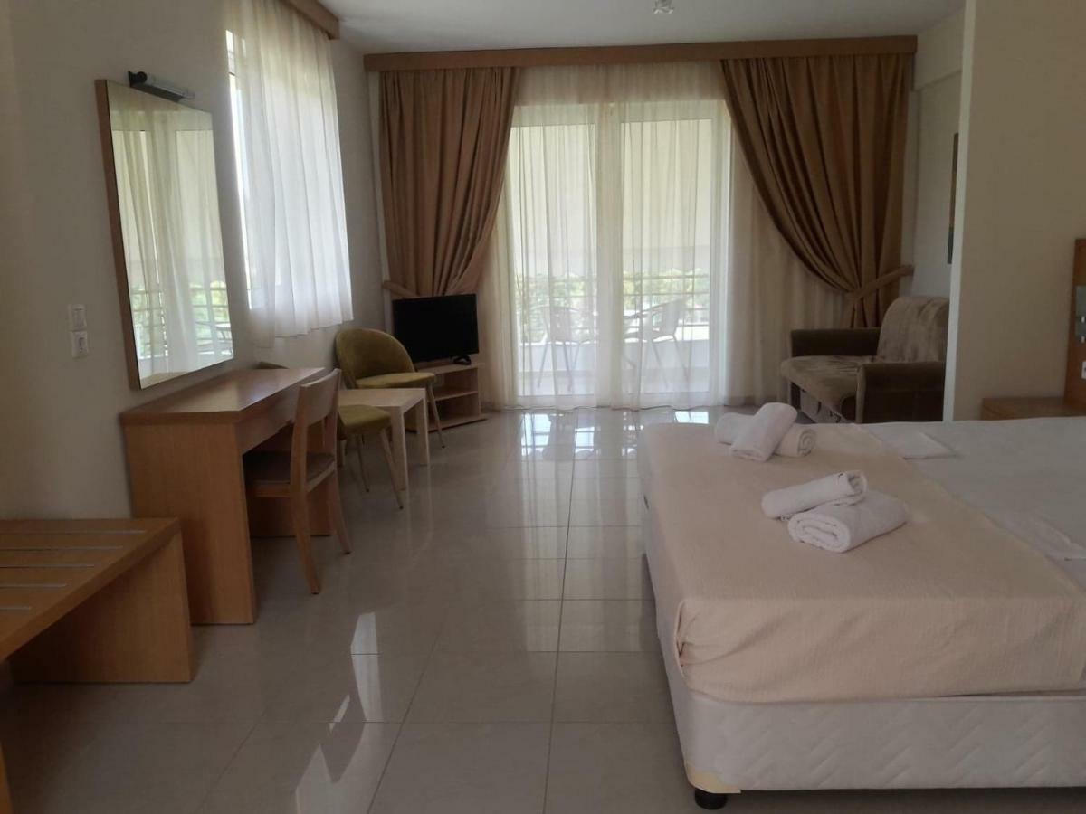 Alex House Aparthotel ซาคาโร ภายนอก รูปภาพ